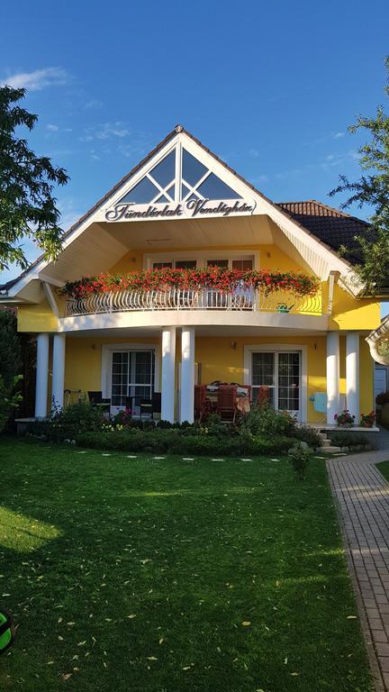 Tuenderlak Vendeghaz Lägenhet Balatonfüred Exteriör bild